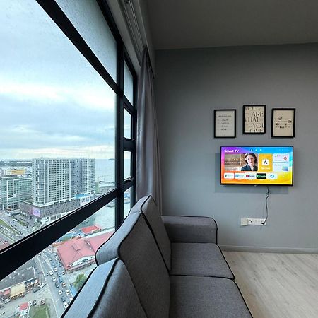 Sunset Seaview Vacation Condos @ Jesselton Quay Kota Kinabalu Exterior photo
