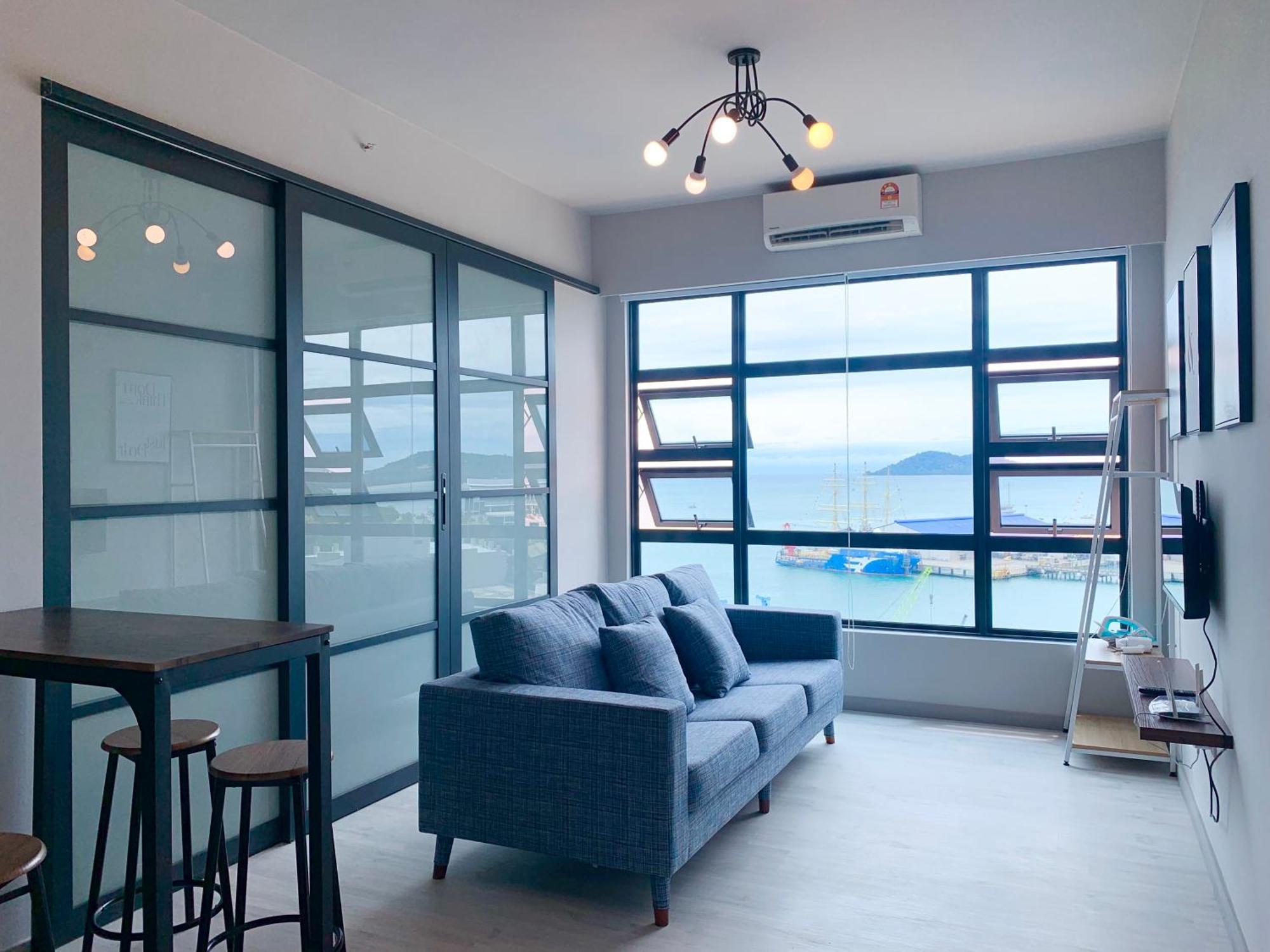 Sunset Seaview Vacation Condos @ Jesselton Quay Kota Kinabalu Room photo