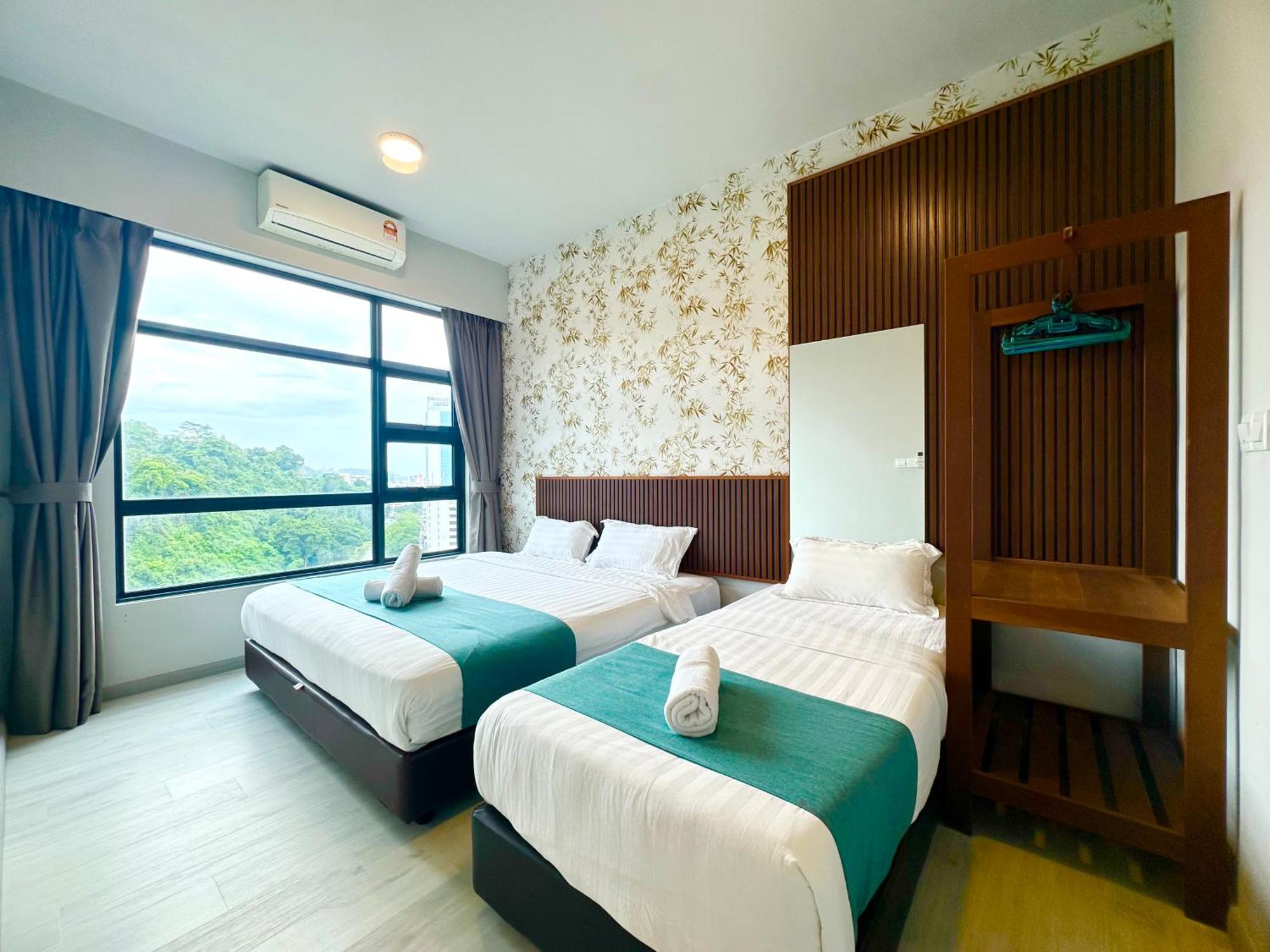 Sunset Seaview Vacation Condos @ Jesselton Quay Kota Kinabalu Room photo
