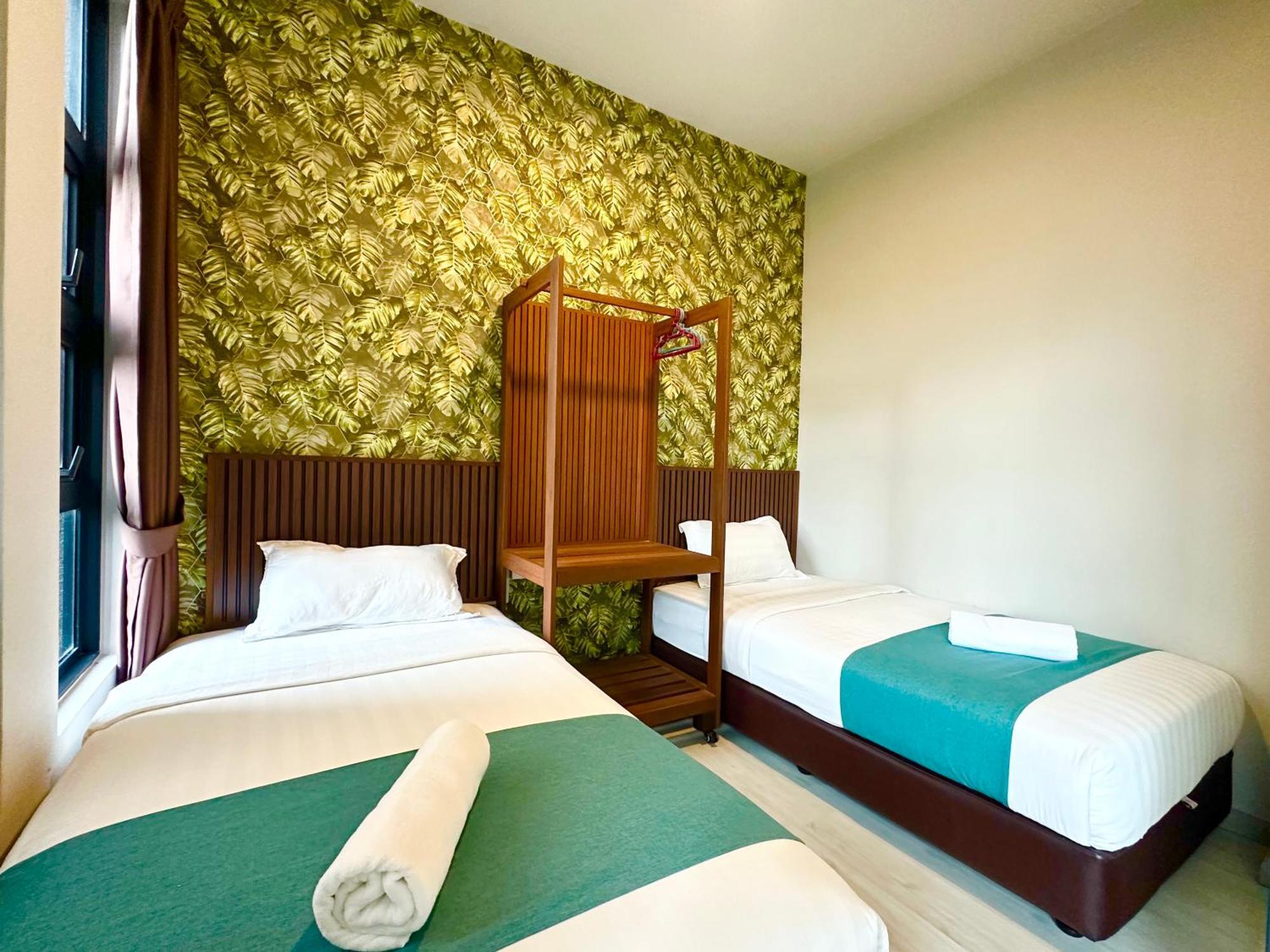 Sunset Seaview Vacation Condos @ Jesselton Quay Kota Kinabalu Room photo